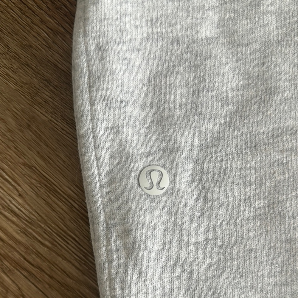 Lululemon Scuba High-Rise Jogger - Picture 4 of 4